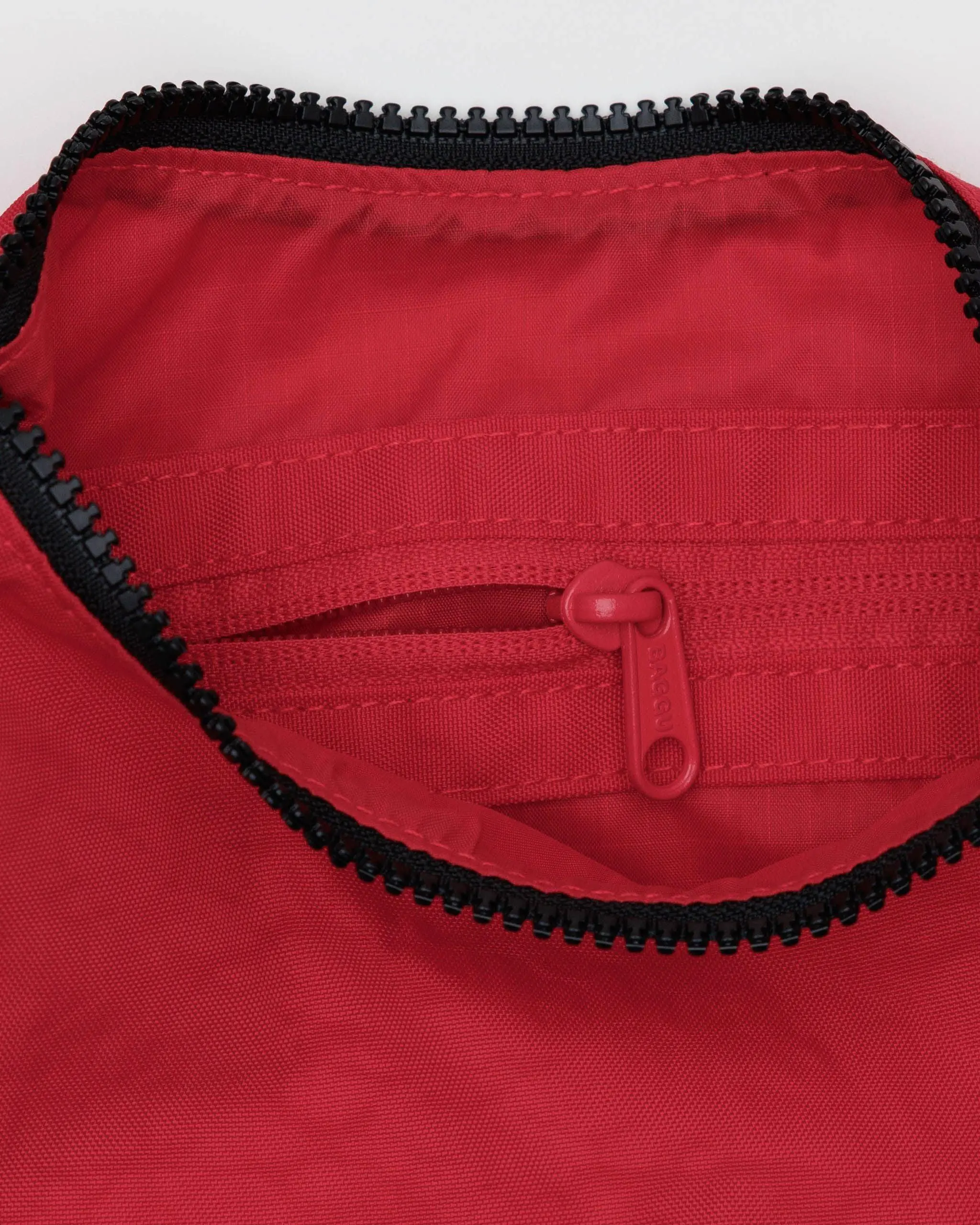 Small Nylon Crescent Bag Candy Apple - Image 4