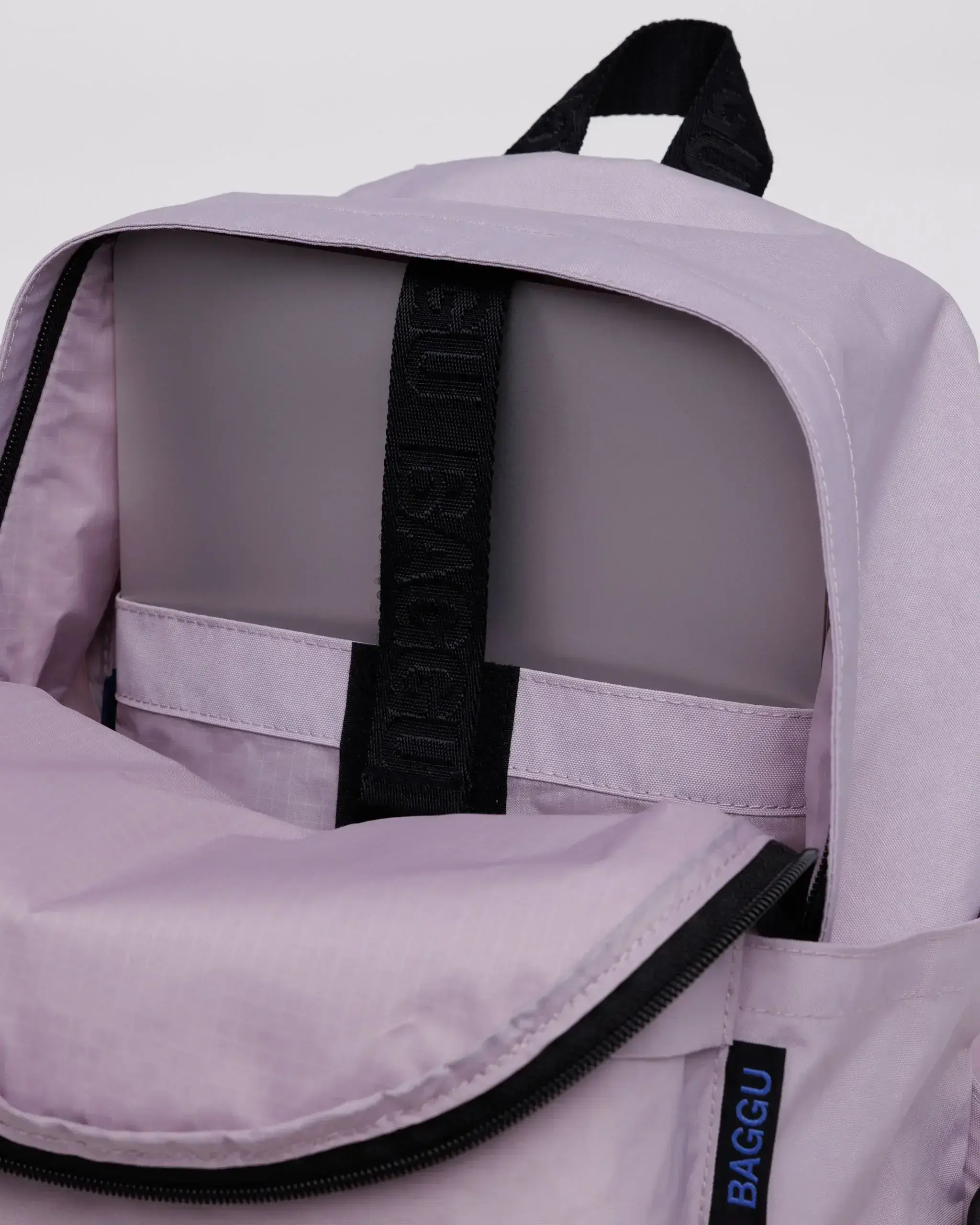 Medium Nylon Backpack Dusty Pink - Image 4