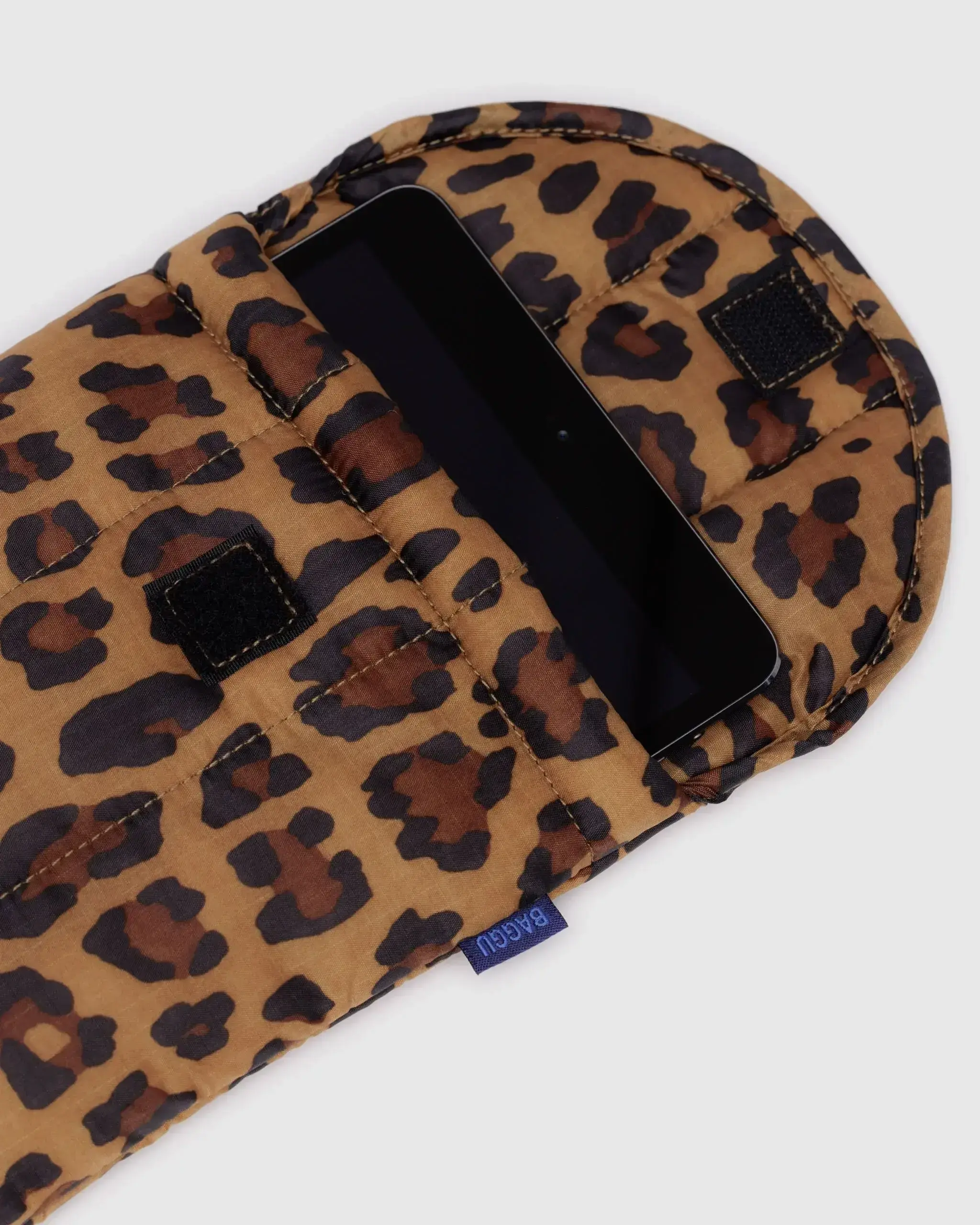Puffy Tablet Sleeve Leopard - Image 2
